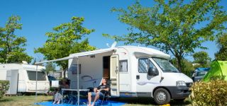 emplacements camping le muy tikayan la prairie