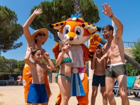 tikayan les cigales spectacles 018 best