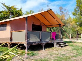 camping insolite istres