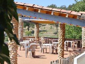 snack restaurant