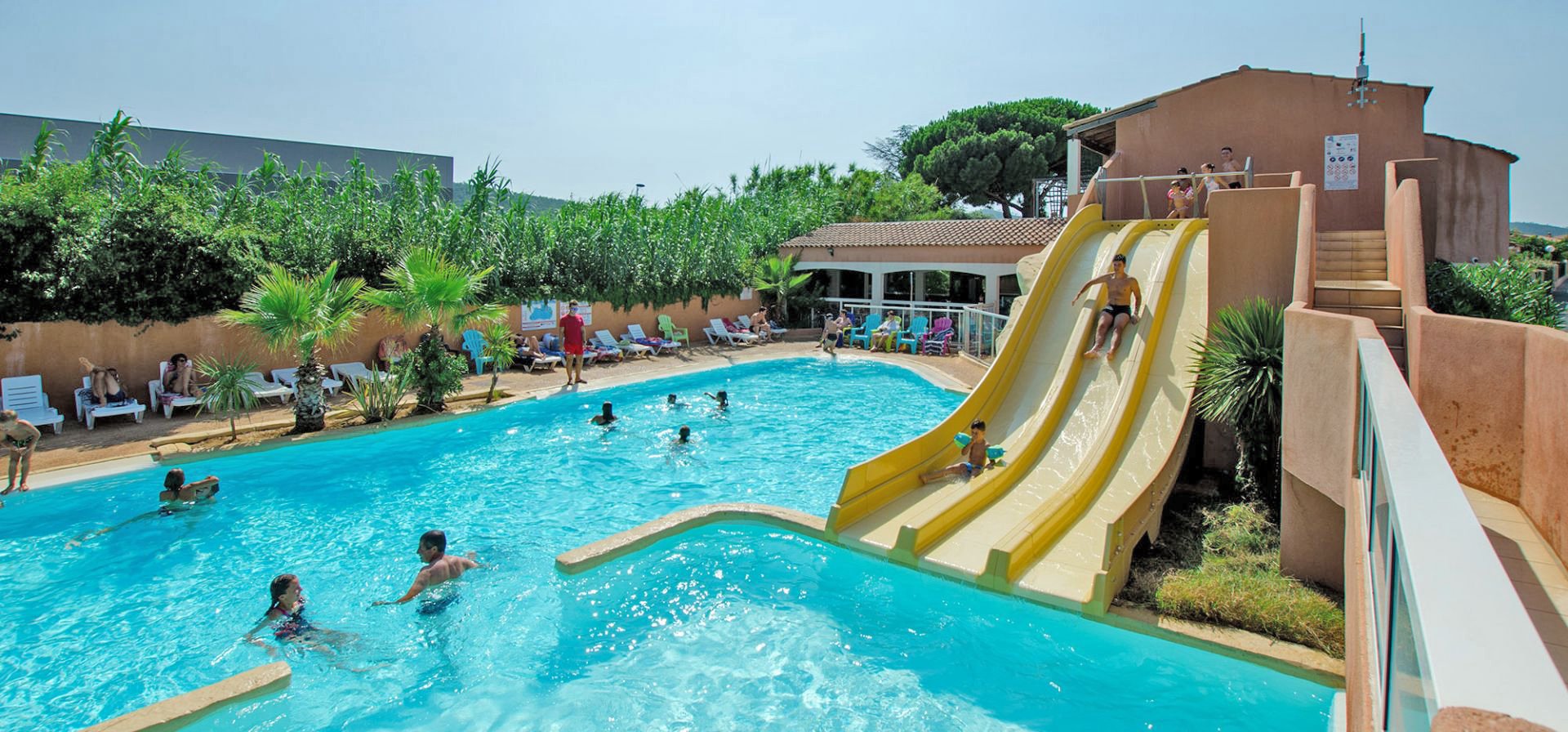 Campings parc aquatique bord de mer Côte d'Azur Campings avec piscine